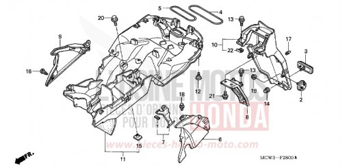 GARDE-BOUE ARRIERE VFR800A2 de 2002